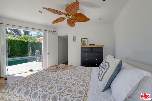 1300 Summitridge Drive, Beverly Hills, CA 90210
