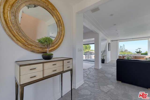 1300 Summitridge Drive, Beverly Hills, CA 90210