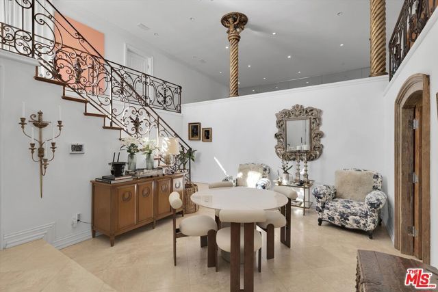 1300 Summitridge Drive, Beverly Hills, CA 90210