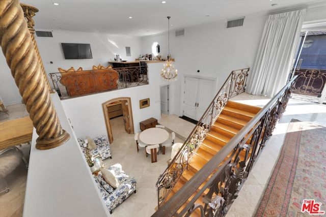 1300 Summitridge Drive, Beverly Hills, CA 90210