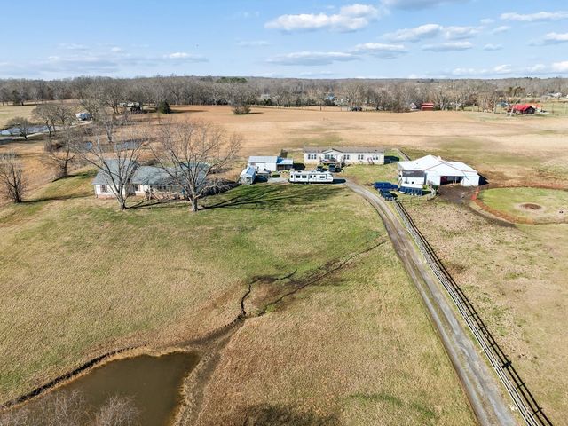 394 Pruett Rd, Dickson, TN 37055