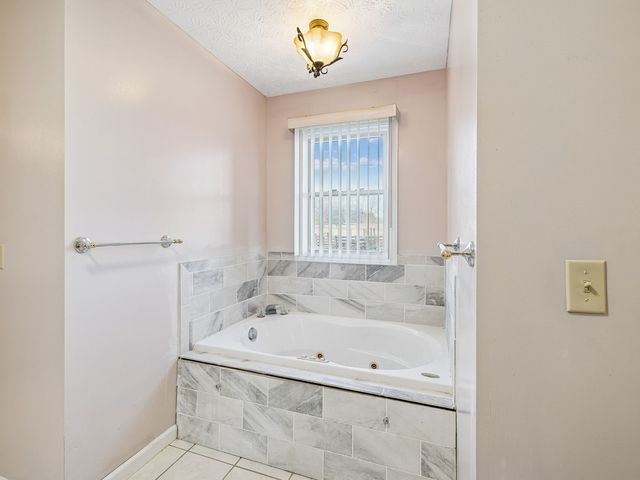 394 Pruett Rd, Dickson, TN 37055