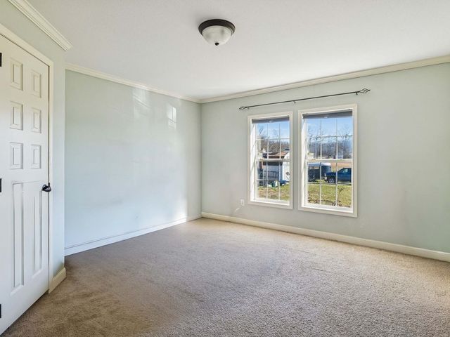 394 Pruett Rd, Dickson, TN 37055