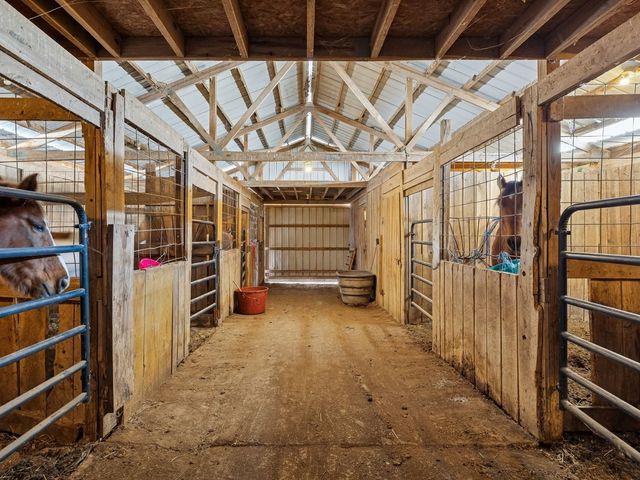 394 Pruett Rd, Dickson, TN 37055