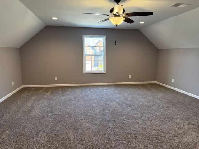 304 Bluebell Dr, Clarksville, TN 37043