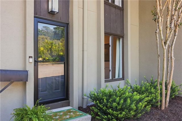 91 Ivy Trail NE, Atlanta, GA 30342