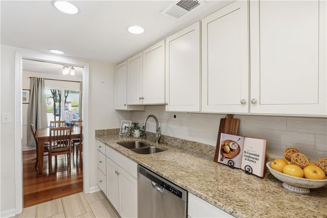 91 Ivy Trail NE, Atlanta, GA 30342