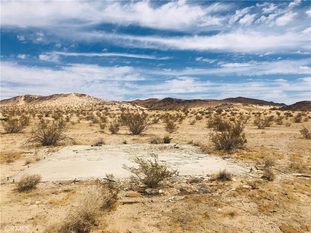 5 Pipeline Road, 29 Palms, CA 92277