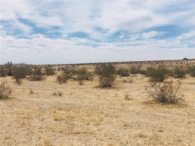 5 Pipeline Road, 29 Palms, CA 92277