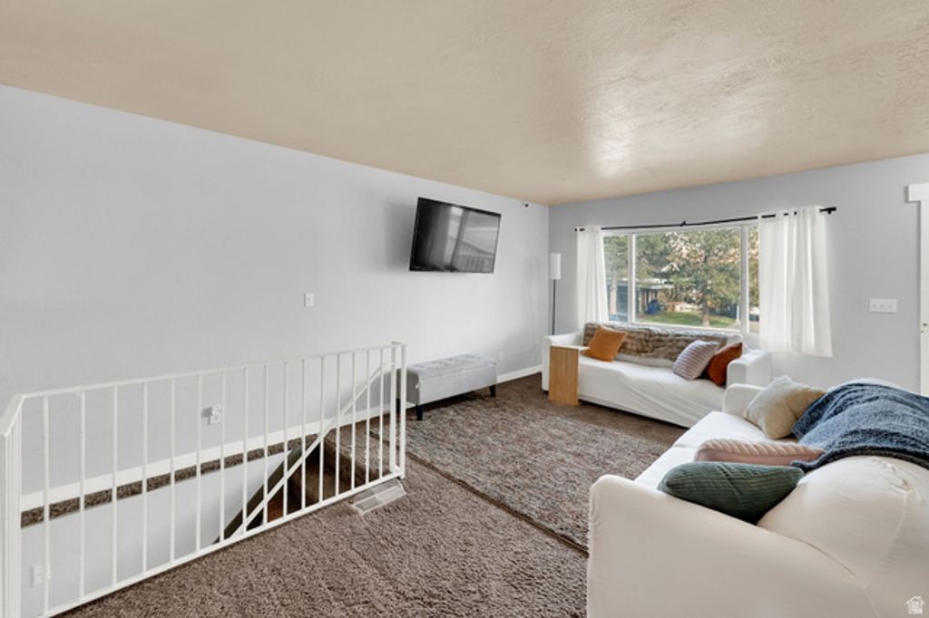 Image 3 of property listing at 1415 N MANDALAY RD #A, Salt Lake City, UT 84116