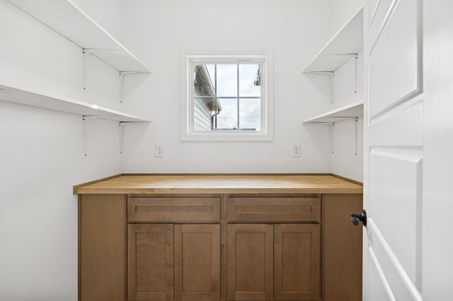 125 Makinley Dr, Lafayette, TN 37083