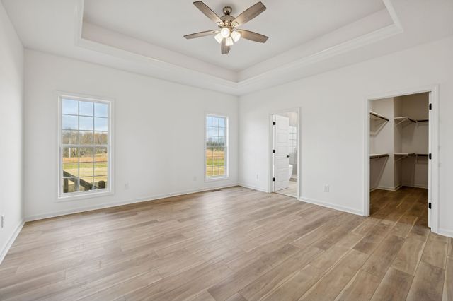 125 Makinley Dr, Lafayette, TN 37083