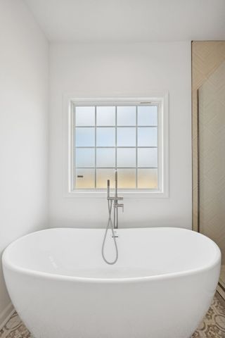 125 Makinley Dr, Lafayette, TN 37083