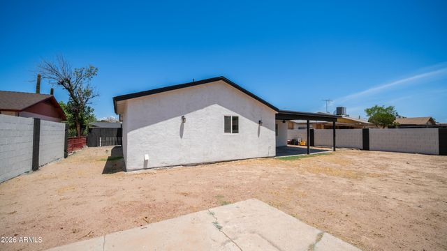 8807 W CATALINA Drive, Phoenix, AZ 85037