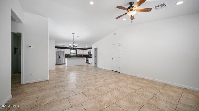 8807 W CATALINA Drive, Phoenix, AZ 85037