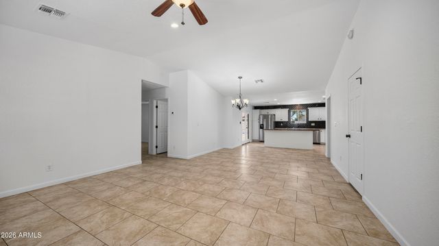 8807 W CATALINA Drive, Phoenix, AZ 85037