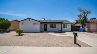 8807 W CATALINA Drive, Phoenix, AZ 85037