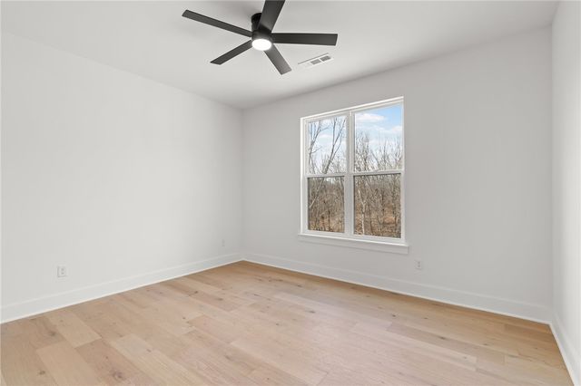 26 Strichen Drive, Bella Vista, AR 72715