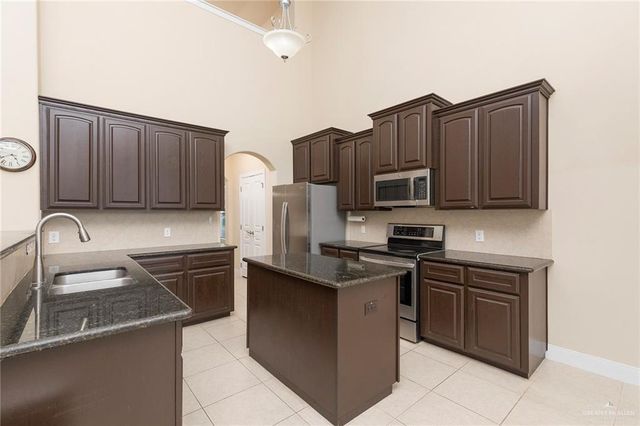3904 Santa Maria Street, Mission, TX 78572