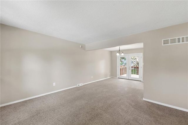 201 SW Sandstone Drive, Blue Springs, MO 64014