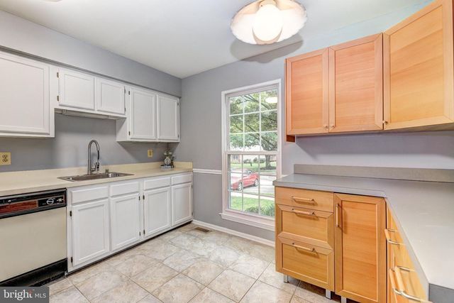 19 SOUTHWARK BRIDGE WAY, Lutherville Timonium, MD 21093