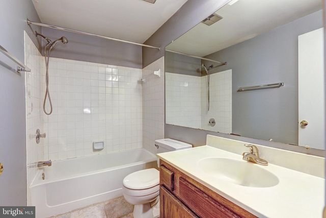 19 SOUTHWARK BRIDGE WAY, Lutherville Timonium, MD 21093