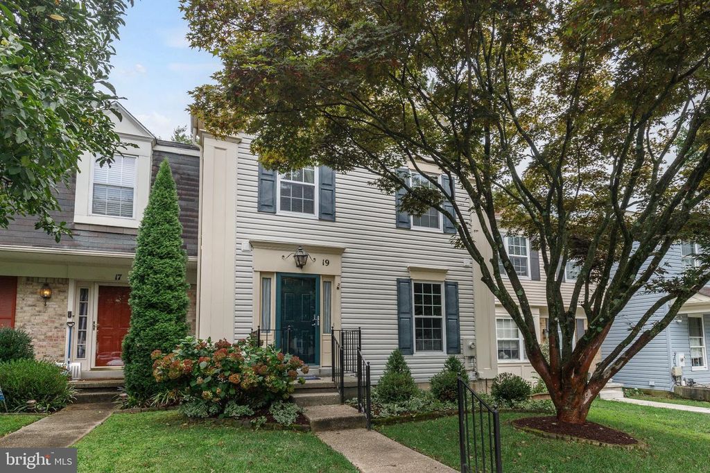 19 SOUTHWARK BRIDGE WAY, Lutherville Timonium, MD 21093