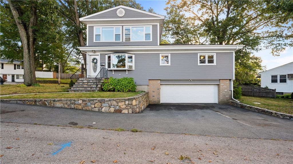 25 Mills Drive, Johnston, RI 02919
