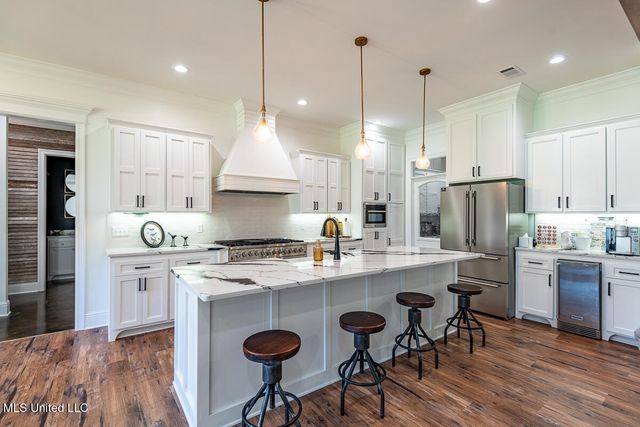 29 Club Drive, Natchez, MS 39120
