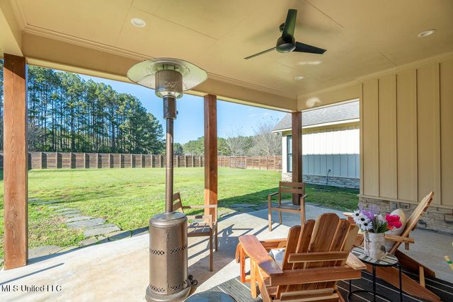 29 Club Drive, Natchez, MS 39120