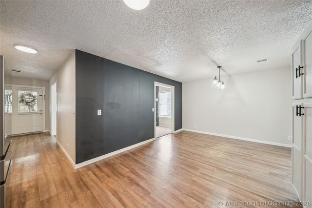 1490 Ash Hollow Street, Catoosa, OK 74015