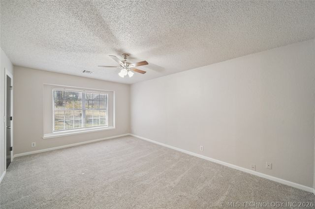 1490 Ash Hollow Street, Catoosa, OK 74015