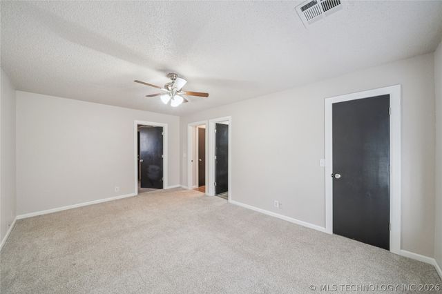 1490 Ash Hollow Street, Catoosa, OK 74015