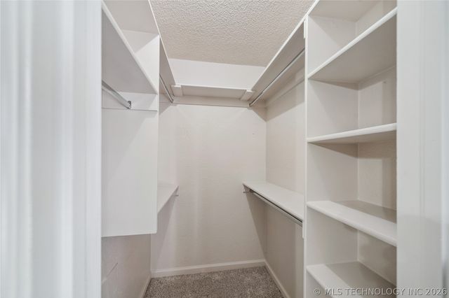 1490 Ash Hollow Street, Catoosa, OK 74015