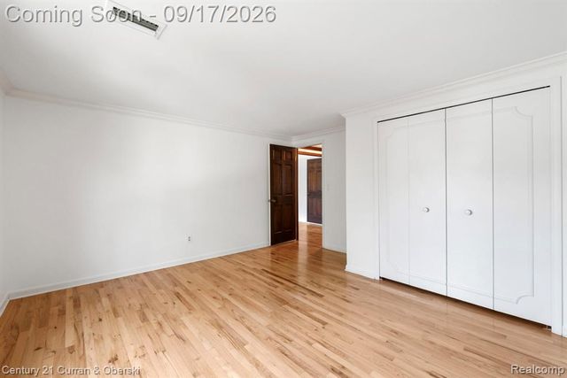 36233 Trenton Court, Farmington Hills, MI 48335