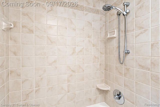 36233 Trenton Court, Farmington Hills, MI 48335