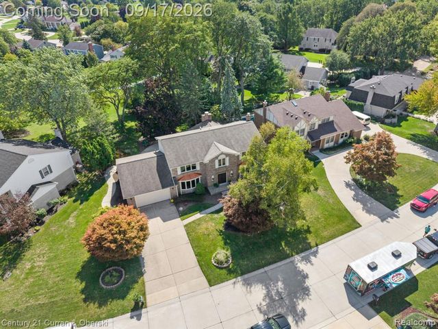 36233 Trenton Court, Farmington Hills, MI 48335