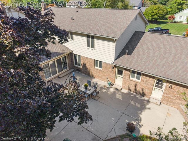 36233 Trenton Court, Farmington Hills, MI 48335