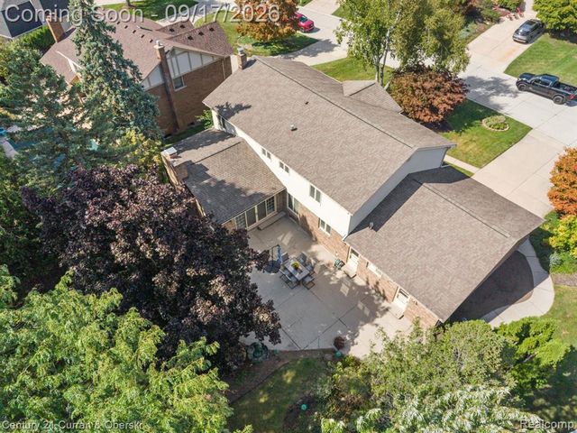 36233 Trenton Court, Farmington Hills, MI 48335