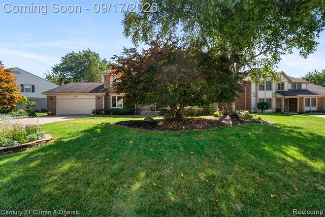 36233 Trenton Court, Farmington Hills, MI 48335