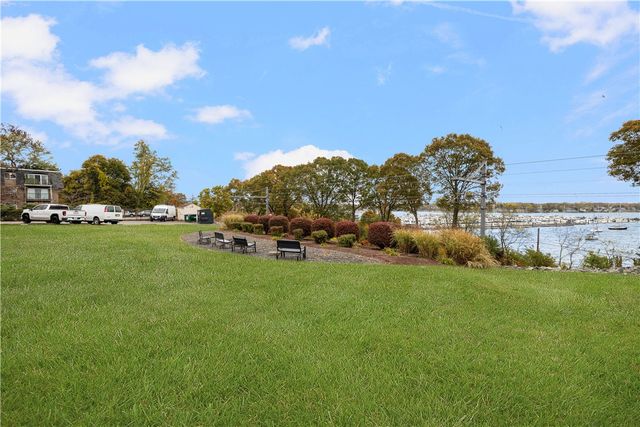 3940 Post Road 3, Warwick, RI 02886