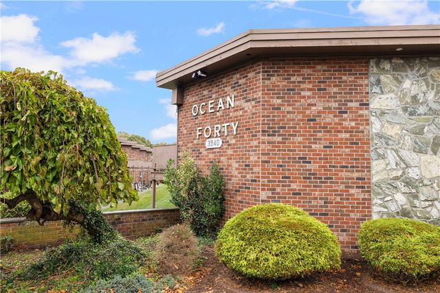 3940 Post Road 3, Warwick, RI 02886