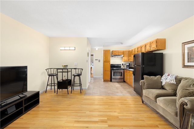 3940 Post Road 3, Warwick, RI 02886