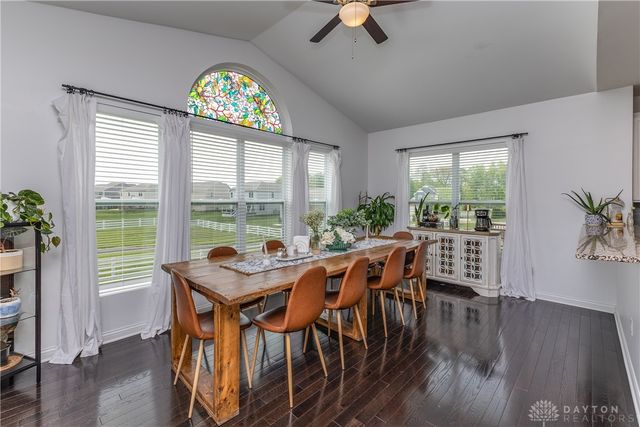 1613 Stonebury Court, Xenia, OH 45385