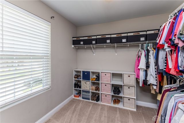 1613 Stonebury Court, Xenia, OH 45385