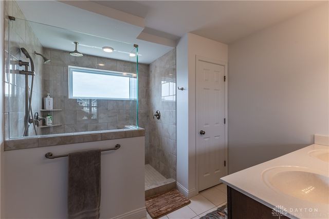 1613 Stonebury Court, Xenia, OH 45385