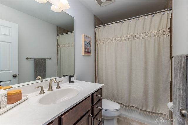 1613 Stonebury Court, Xenia, OH 45385