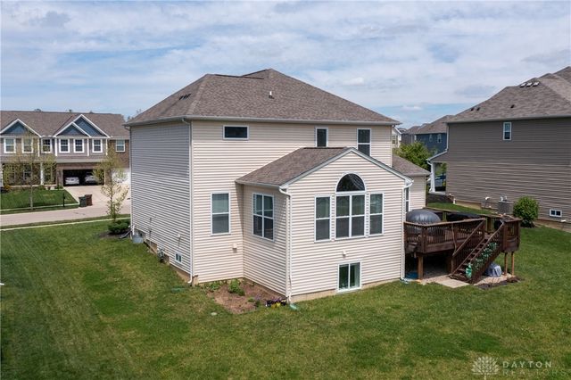 1613 Stonebury Court, Xenia, OH 45385