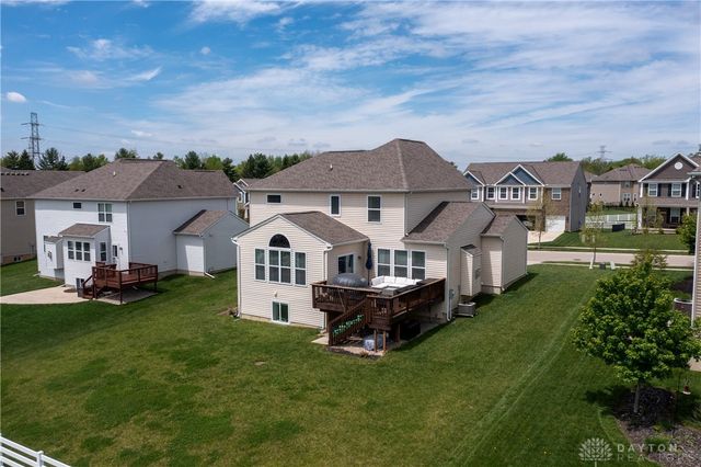 1613 Stonebury Court, Xenia, OH 45385