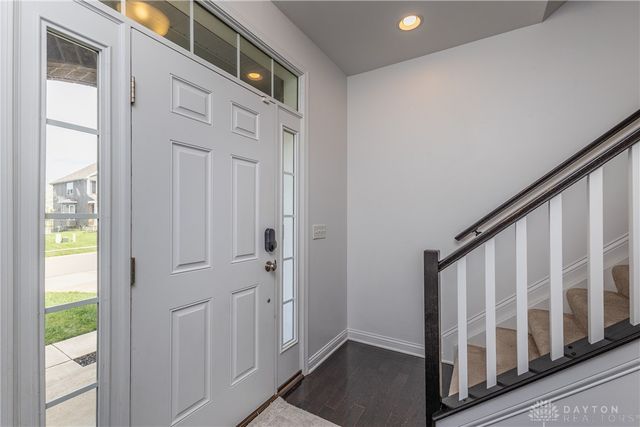 1613 Stonebury Court, Xenia, OH 45385